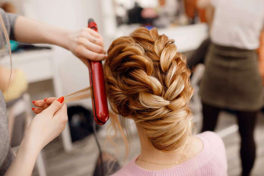 Hair-styling Just for Divas Beauty Salon n Academy